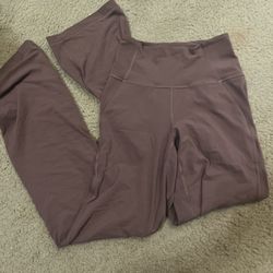 Wide Legged Leggings 