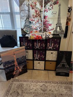 Paris frames