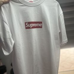 Supreme T-shirt 