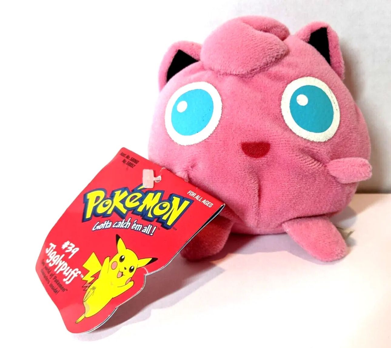 VTG Hasbro Nintendo Pokemon #39 Jigglypuff Bean Bag Stuffed Plush NWT 1998 4"
