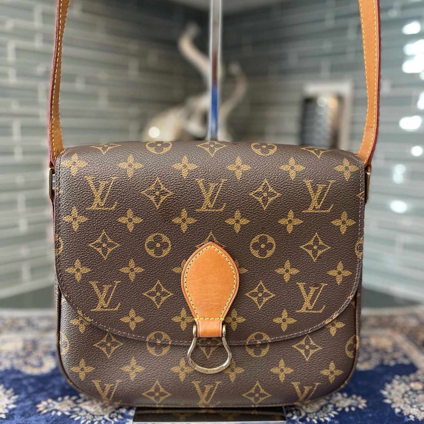Louis Vuitton Cartouchiere GM Shoulder Bag #10125 for Sale in Scottsdale,  AZ - OfferUp
