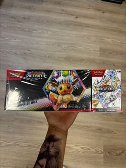 Pokémon Prismatic Evolutions Bundle