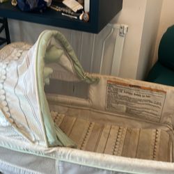 Free Bedside Bassinet