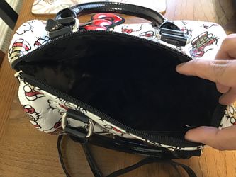 Loungefly hello kitty purse with string bag like new for Sale in