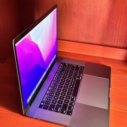 Apple MacBook Pro 15” Retina Touch Bar , 16GB RAM I7, 512GB SSD $460