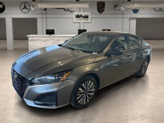 2025 Nissan Altima