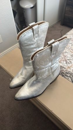 Silver Metallic Western Cowboy Boots