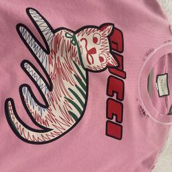 Authentic Men’s Gucci Crewneck Sz L  $100