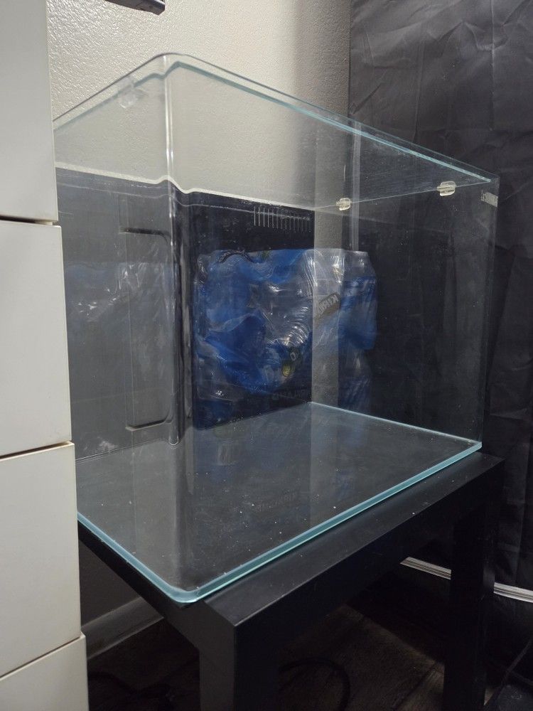 Fish Tank 30 Gallon