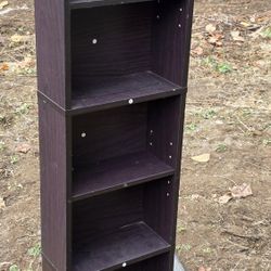 DVD/VCR MOVIE SHELF. 
