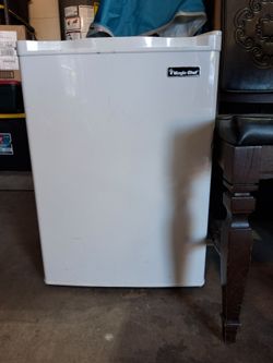 Mini fridge