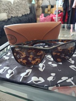 Ray-Ban