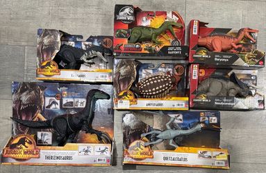 NEW Jurassic World Lot of (7) Large & Medium Dinosaur Figure Sets -$175