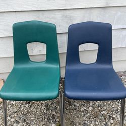 Stackable adults Chairs