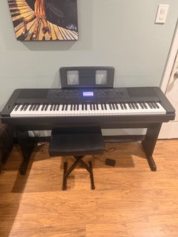 Piano Yamaha DGX-660