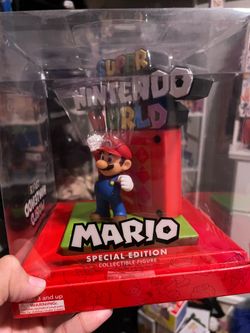 Super Mario Grand Opening Figure