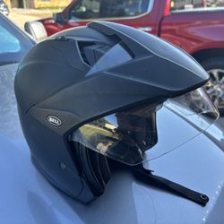 Modular Motorcycle Helmet With Windshield 