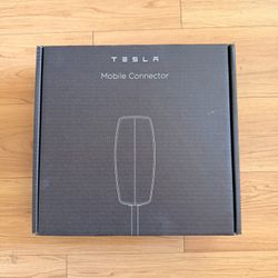 Tesla Mobile Connector 