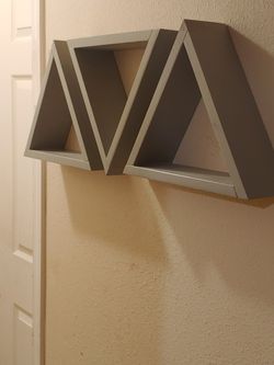 Triangle Shelves Set of 3