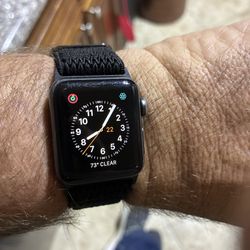 Apple Watch Series 3    38mm