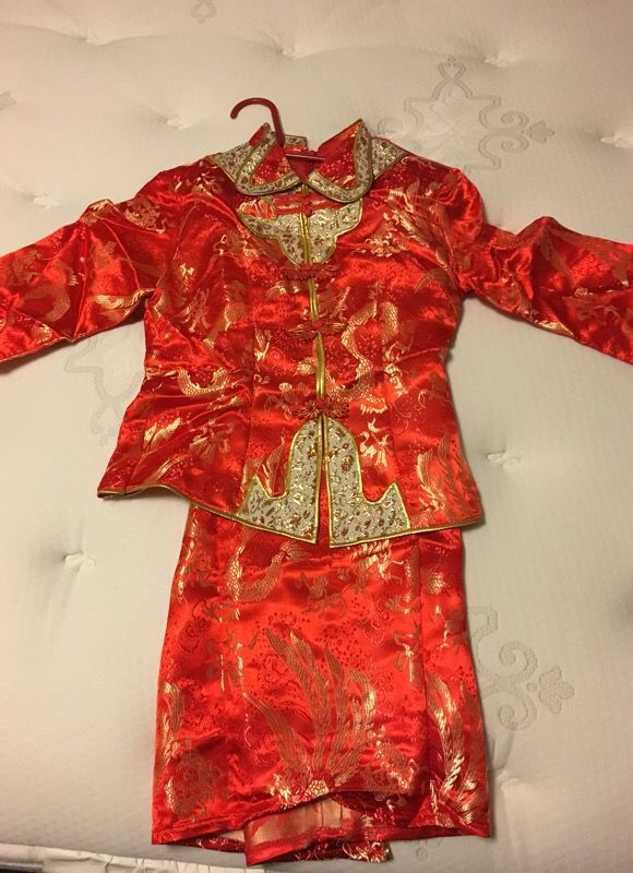 Chinese wedding outfit - extra small