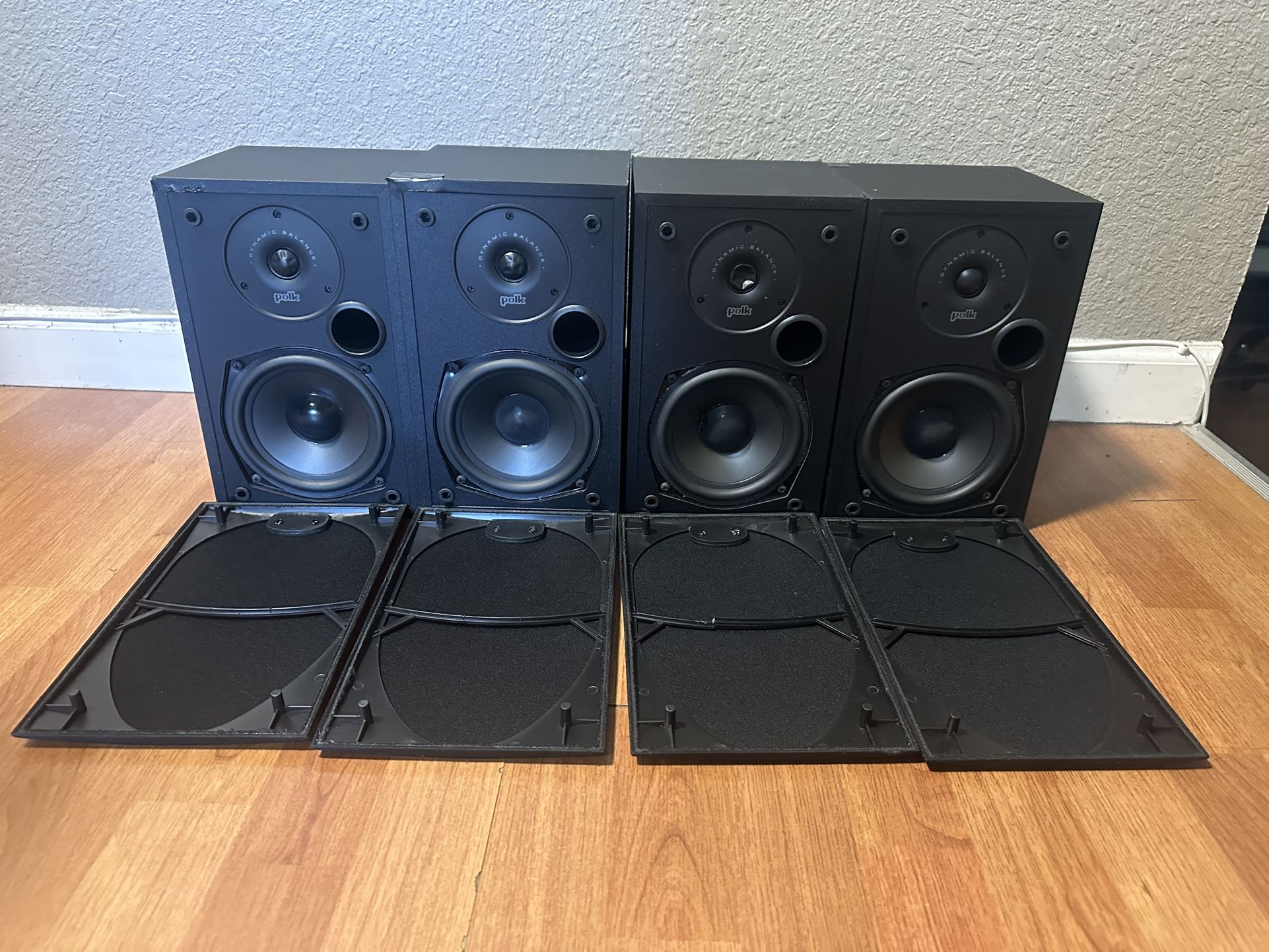Lot Of 4 Polk Audio R10 Bookshelf/Surround Sound Speakers