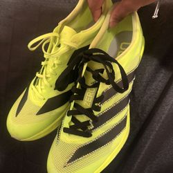 SP4 Adidas Track spike