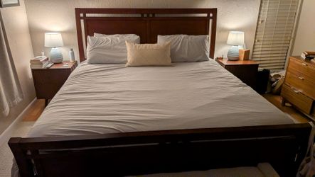 Solid Wood King Size Bed Frame (Headboard & Footboard) – Dark Walnut Finish