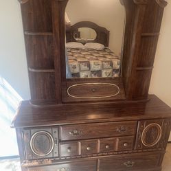 Wood Dresser w/ Mirror – Upgrade Your Space