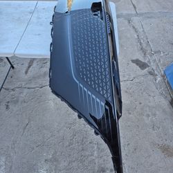 Cadillac LYRIQ Grille oem