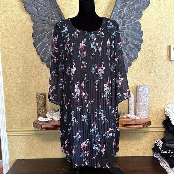 Robe Chandail Chandail Reitmans Reitmans Floral Pleated Dress