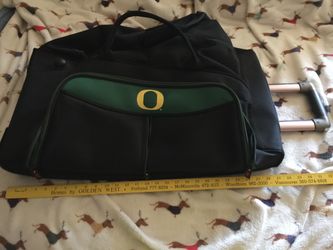 NCAA Oregon Ducks luggage travel bag  28" x 15" x 15” rolling case Logo black.