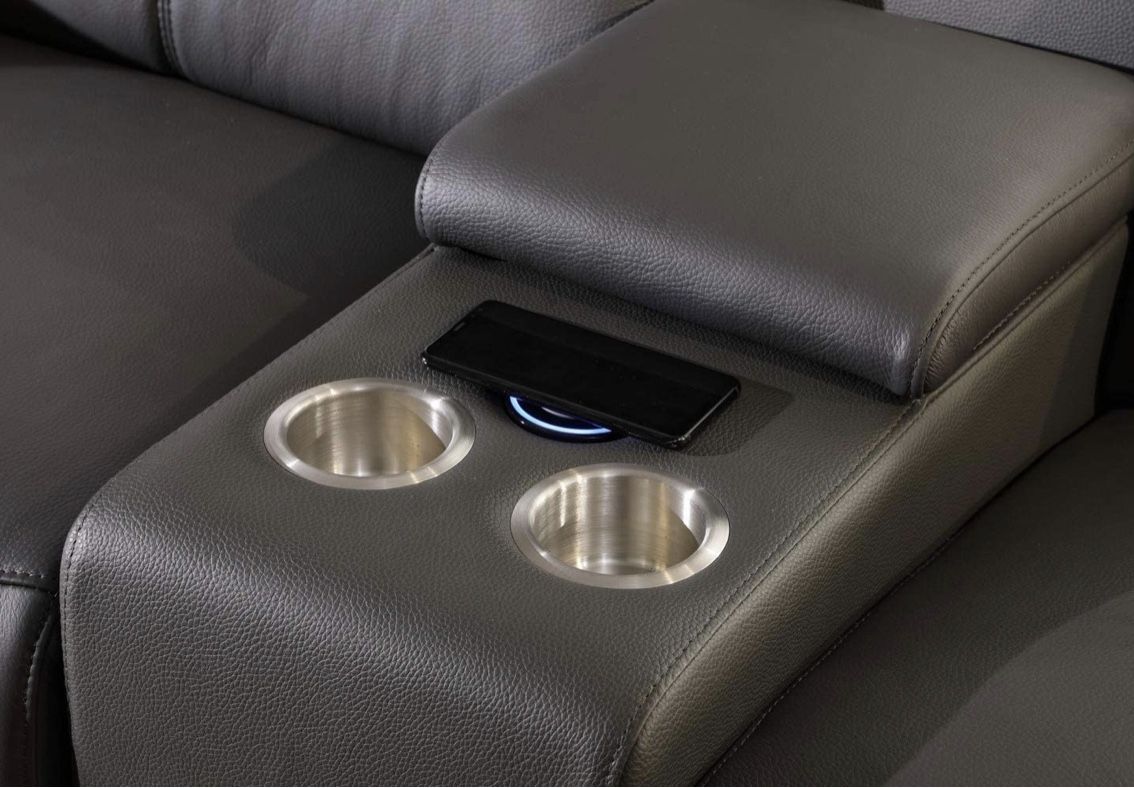 Blackjack Furniture Venice 6 Piece Sectional Sofa with 3Power