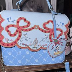 Danielle Nicole Snow White Bag 