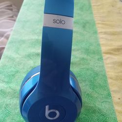 BEATS SOLO HEADPHONES WIRED STEREOS 