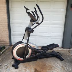 ProForm Endurance 520E Adjustable Incline Elliptical 