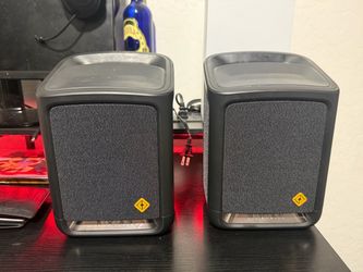 Rivian Bloothtooth Camp Speaker