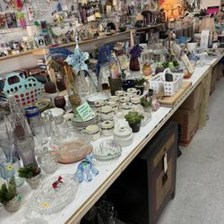 Flea Market Thrift Shop M4 Unit