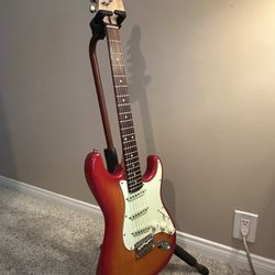 2006 FENDER Squier STANDARD Sienna Sunburst -excellent conditiion