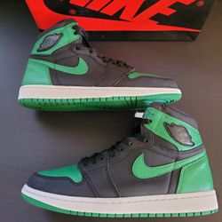 Jordan 1 Pine Green Size 10.5