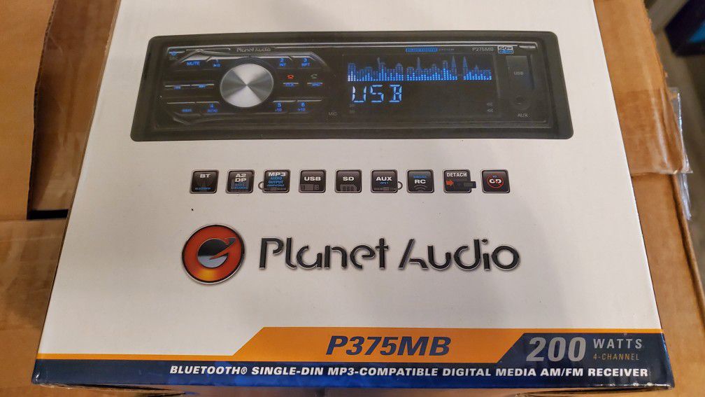 Planet Audio Digital Media AM/FM Receiver