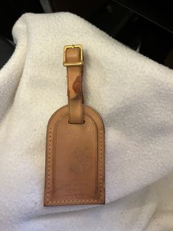 Used Louis Vuitton Beige Luggage Tag