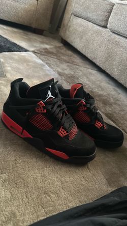 Jordan 4 (red thunders)