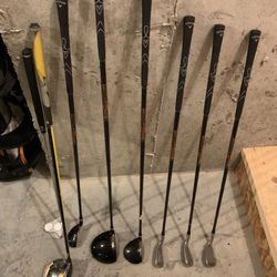 Callaway  JR. XJ Series Golf Clubs Comes With Driver ,3,5,6,7,9 Putter , Extra Training Driver For Driving Range Use  And 2 Newer Bags