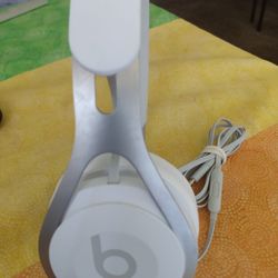 BEATS HEADPHONES WIRED WHT