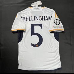 Real Madrid 23/24 Bellingham Player Version Jersey Side Large 