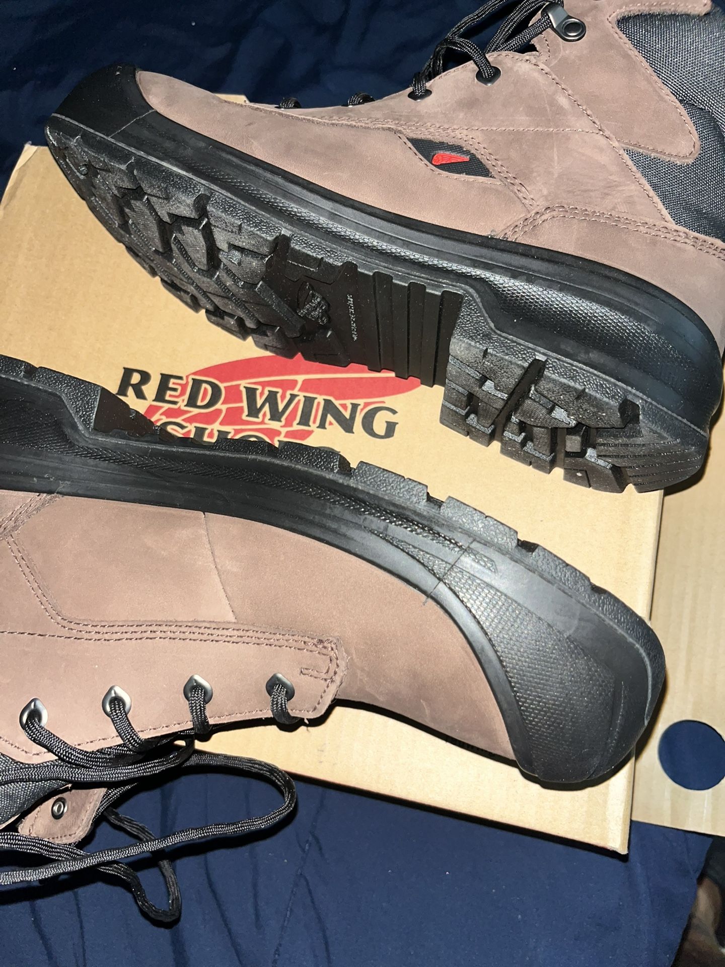 Red WING BOOTS NEW 