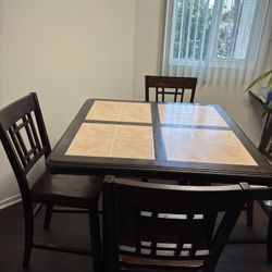 Dinning Table