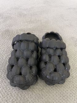 Bubble Slides / Croc Type