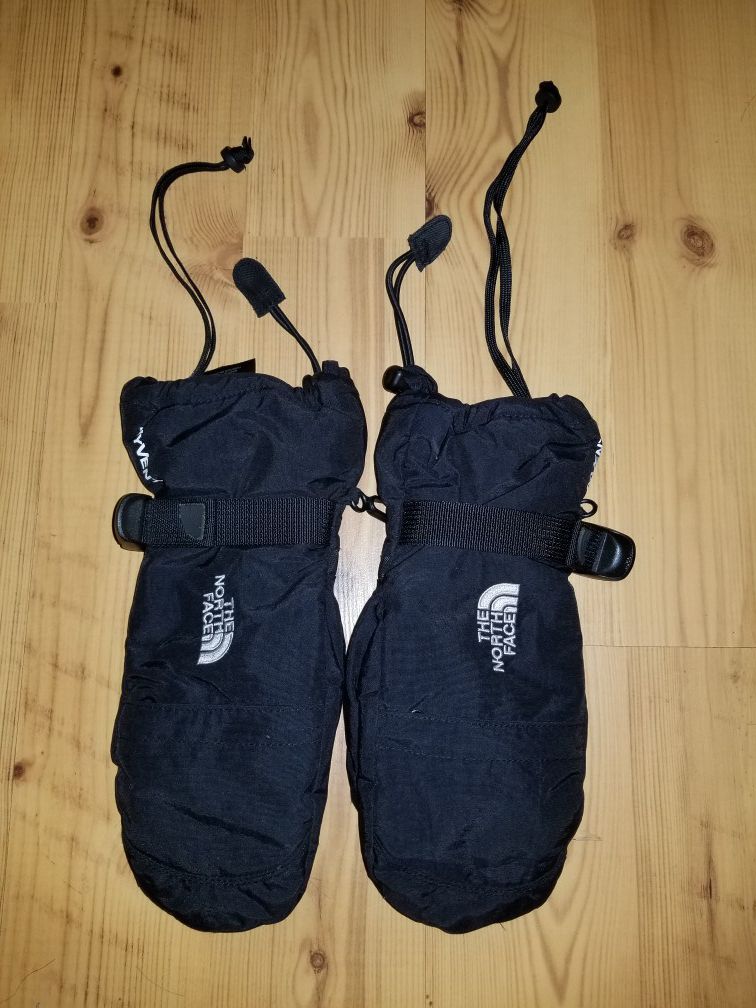 The North Face youth snow gloves size L/G